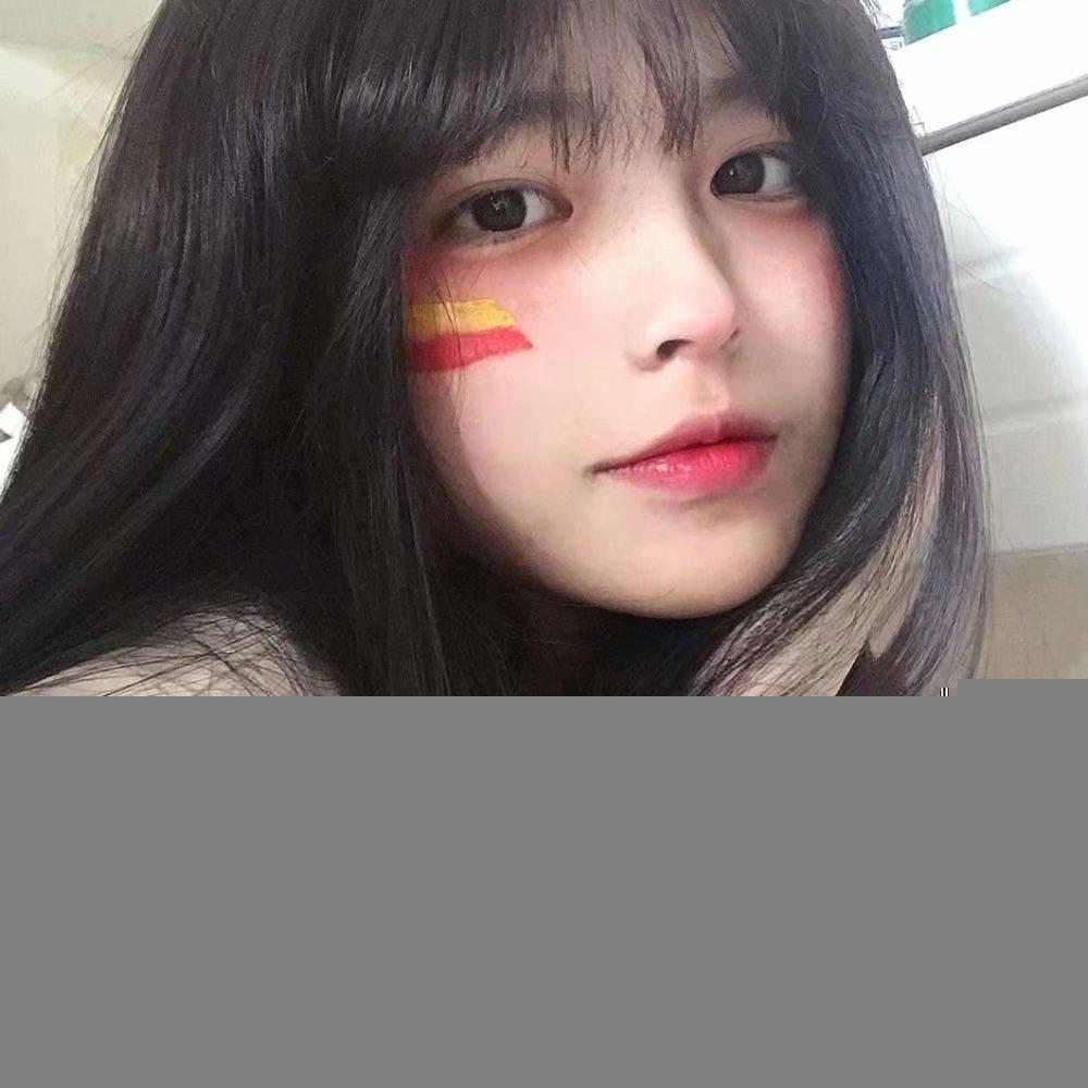 美国“抖音难民”涌入小红书后，大骂马斯克母亲！