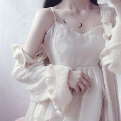 上海女子癌症晚期，临终前委托同学办丧礼，不料，同学却把她的遗体放在冷冻柜三年...