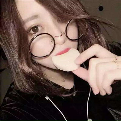 湖南21岁女孩因长得漂亮，怀疑农村父母是人贩子，坚持要找富豪父母，结果出来后全家沉默了！