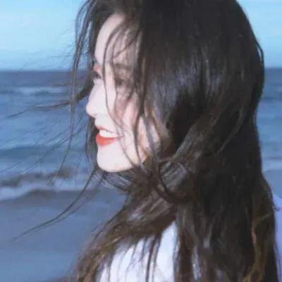 “人们谈着自由，话里全是枷锁｜成长中总结的文字”