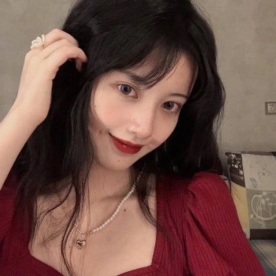 郑钦文：第一盘犯了低级失误 很高兴能逆转赢得比赛