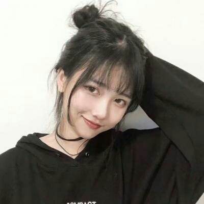 抓捕尹锡悦人员抵达总统官邸内院 警方与警卫对峙升级